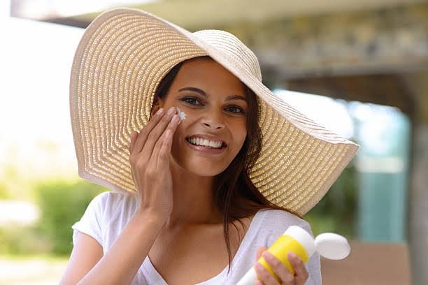 You are currently viewing 10 Best Affordable Sunscreens in Nigeria: (All Under ₦20,000)